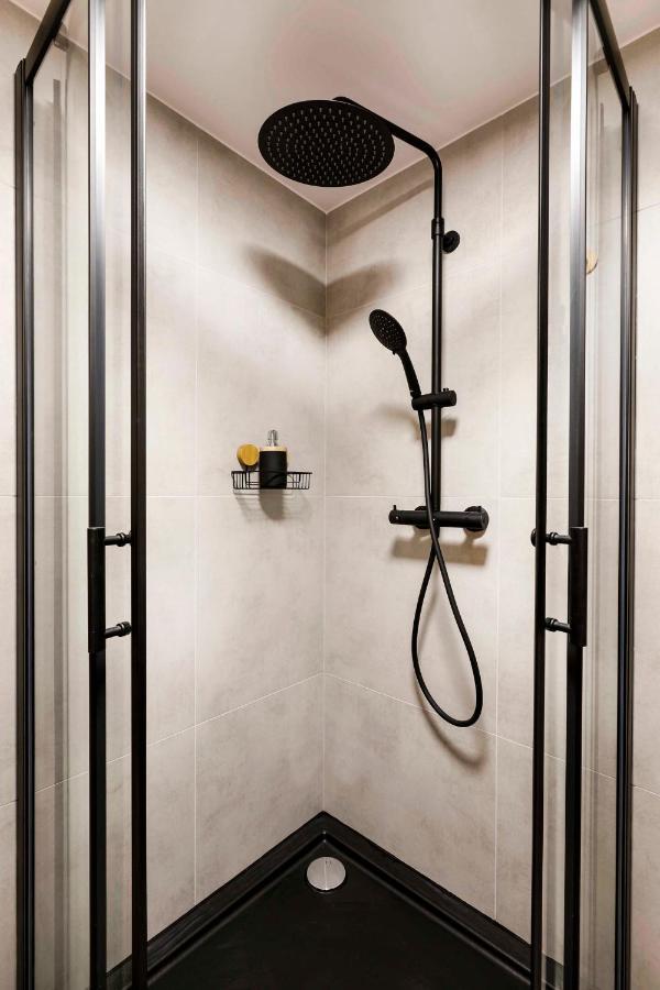 Charming Studio With Kitchen - Old Town, Main Station كراكوفيا المظهر الخارجي الصورة